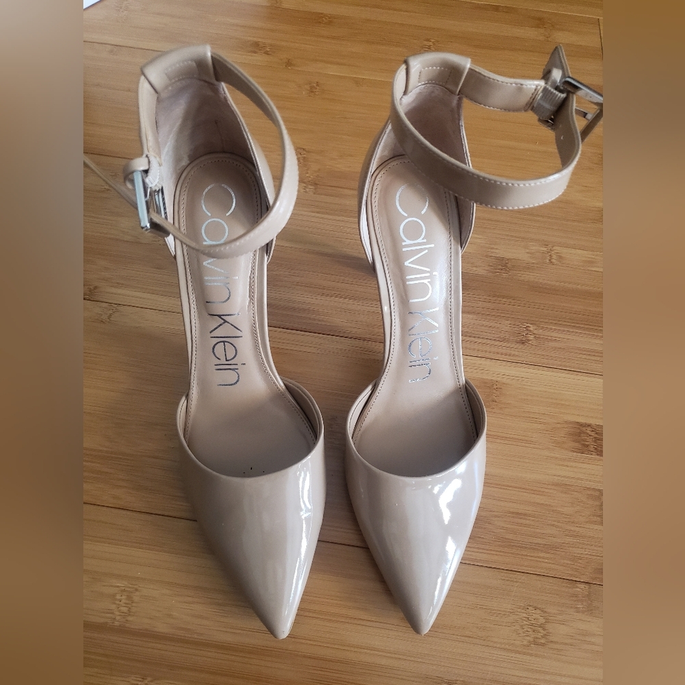 Calvin Klein Nude Pumps Hilda 9
